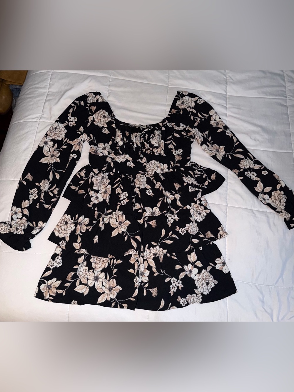 Black Floral Long-Sleeve Tiered Mini Dress XL